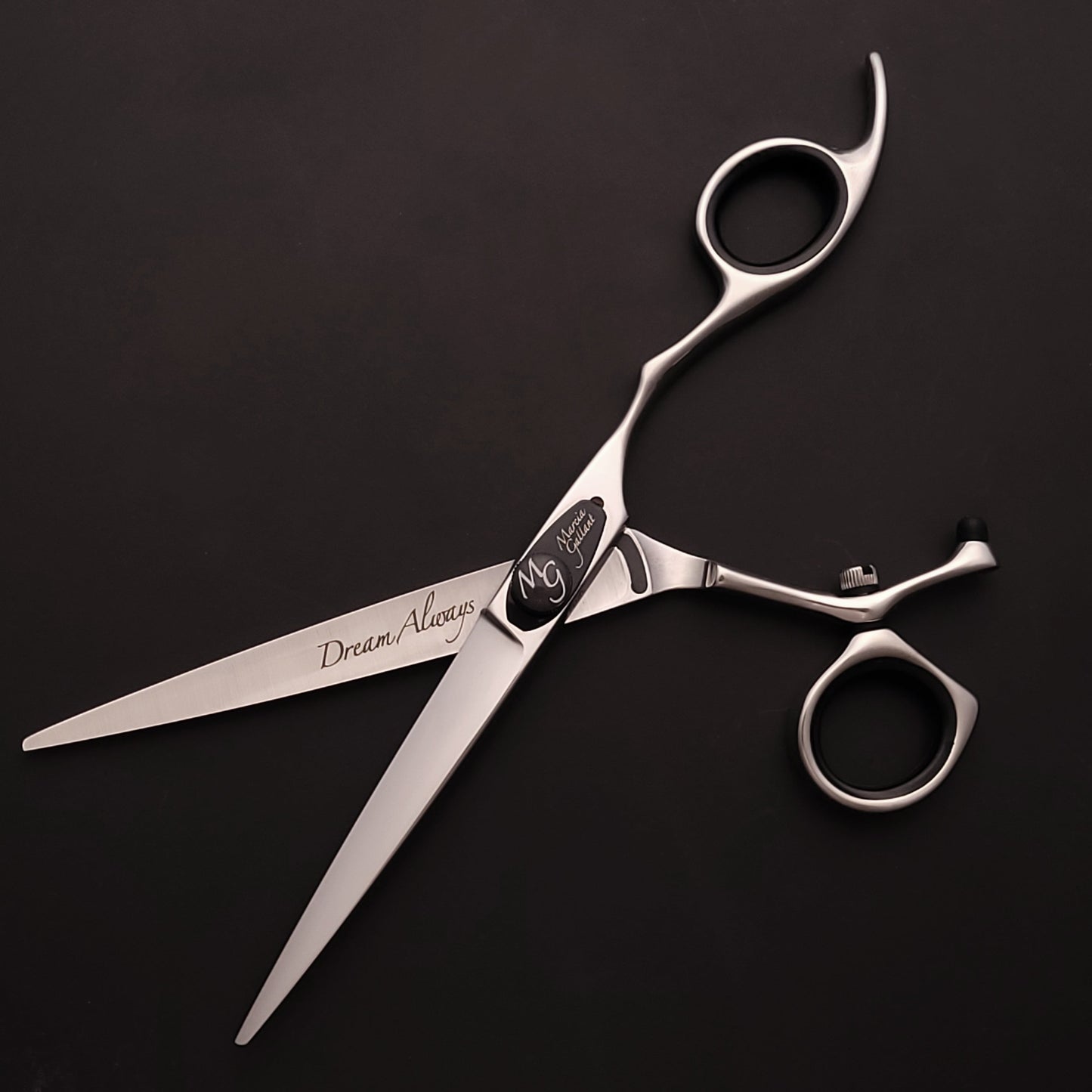 Dream Always Cutting Shear